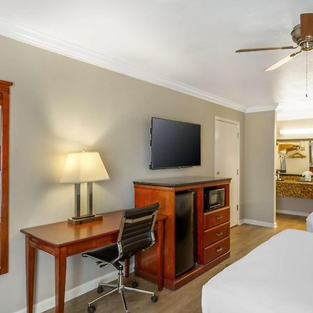 Best Western Heritage Inn Bakersfield Exterior photo